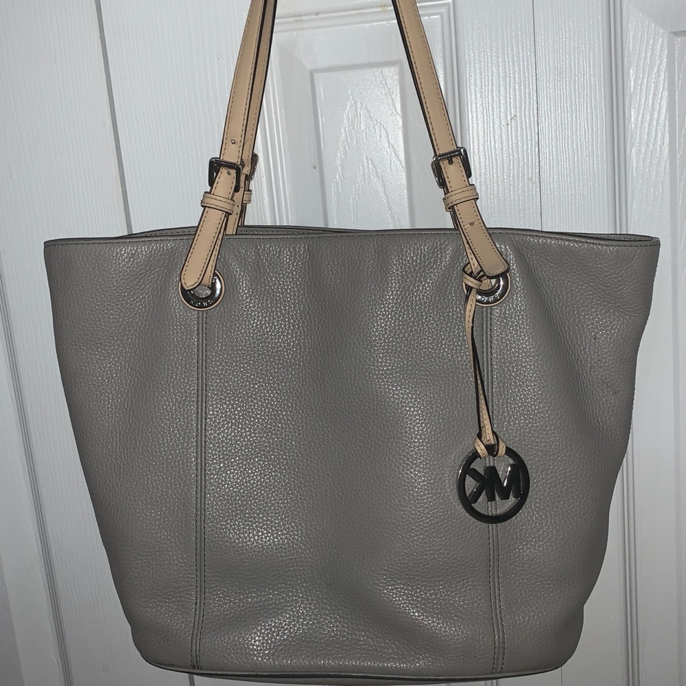 Michael Kors tote
